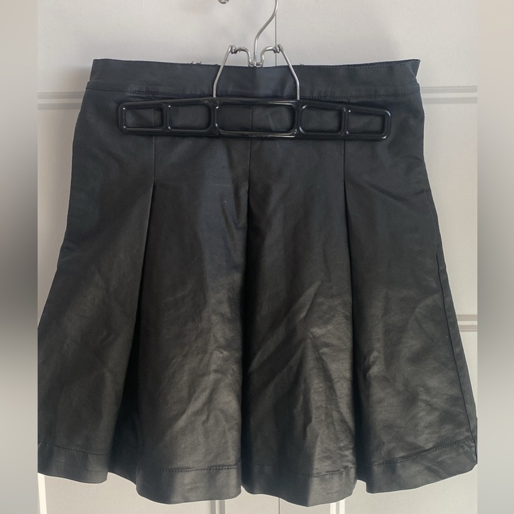 Faux leather mini skirt